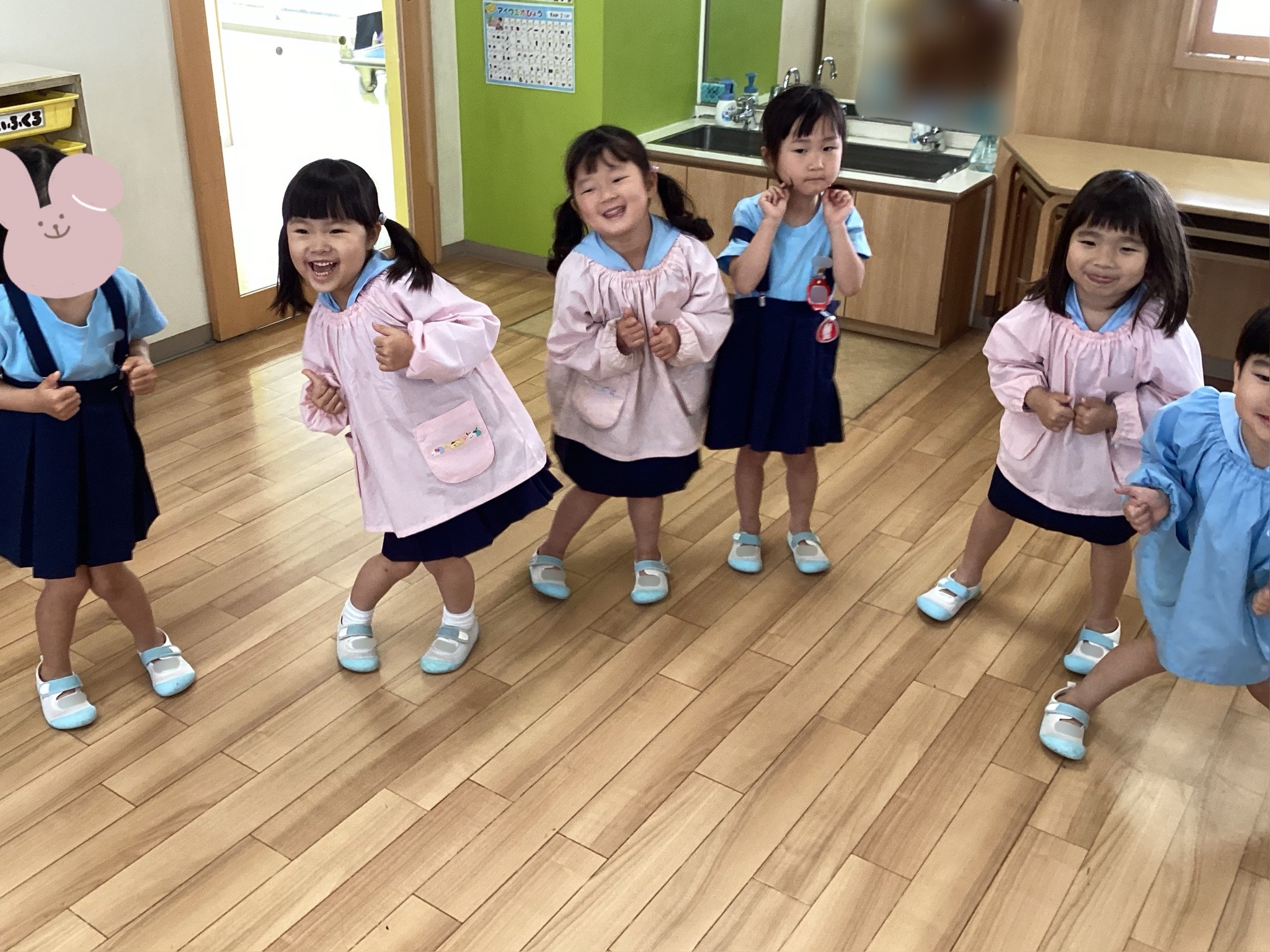 すみれ2組